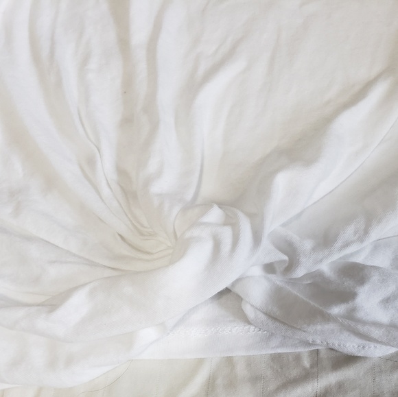 COPY - Plain white twist front t shirt. - Picture 2 of 3
